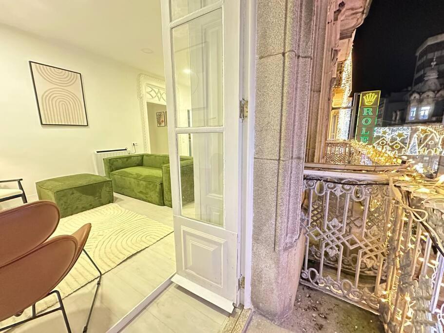 Apartamento Elegante Hogar En El Centro Vigo Exterior foto
