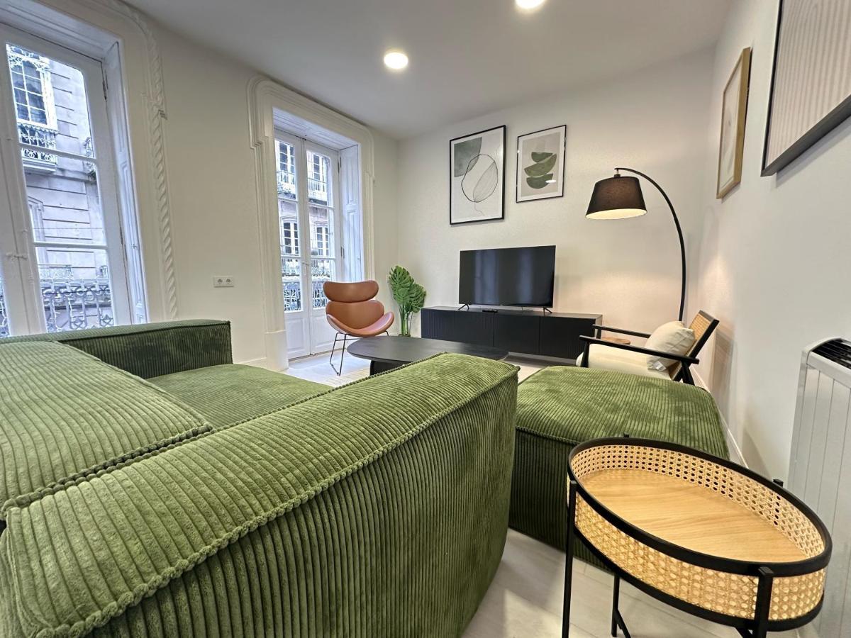 Apartamento Elegante Hogar En El Centro Vigo Exterior foto