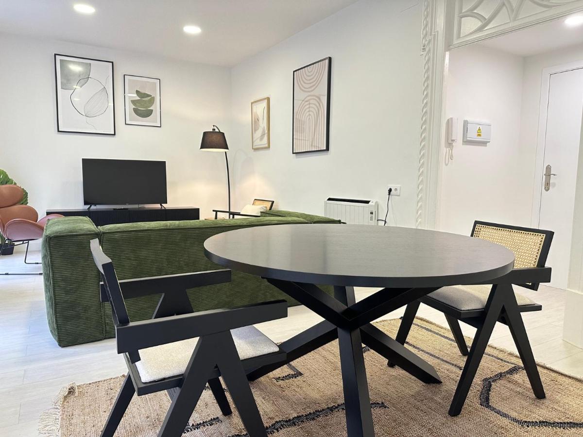 Apartamento Elegante Hogar En El Centro Vigo Exterior foto